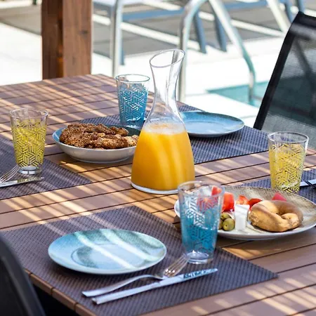 Cato Agro 4, Seafront With Private Pool