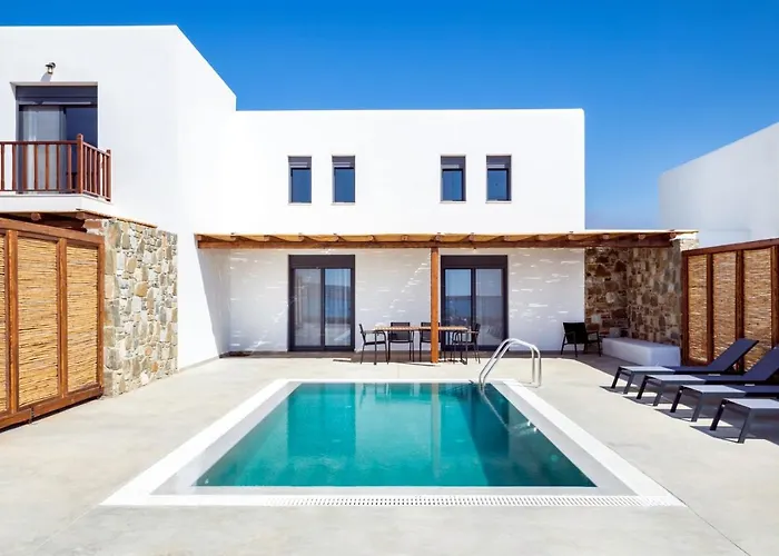 Cato Agro 4, Seafront With Private Pool