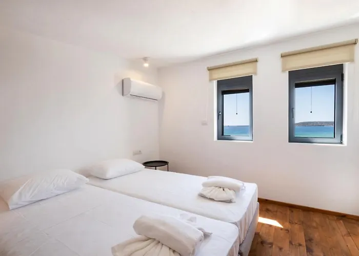 Cato Agro 4, Seafront With Private Pool * Afiartis