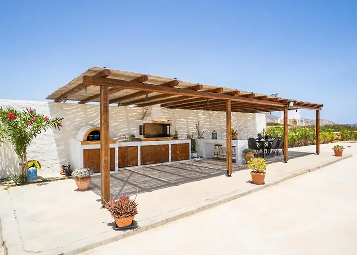 Villa Cato Agro 4, Seafront With Private Pool *