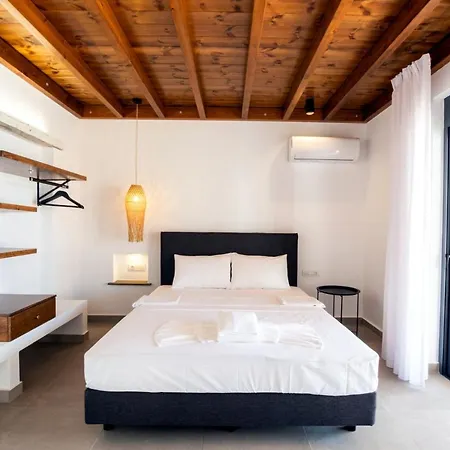 Cato Agro 4, Seafront With Private Pool Afiartis