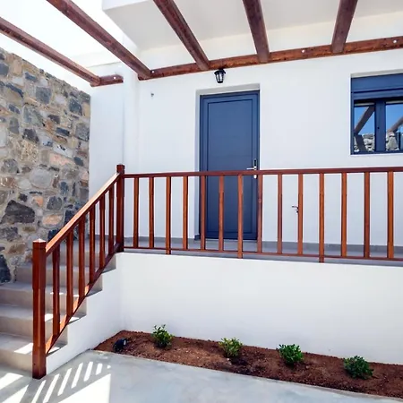 Cato Agro 4, Seafront With Private Pool Afiartis