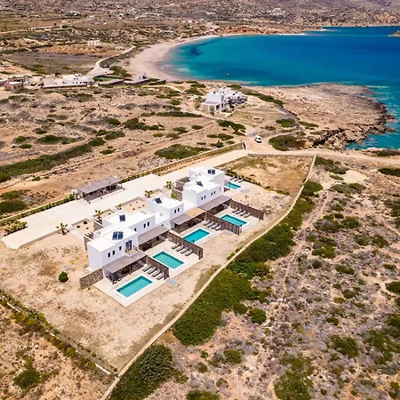 וילה Cato Agro 4, Seafront With Private Pool אפיארטיס