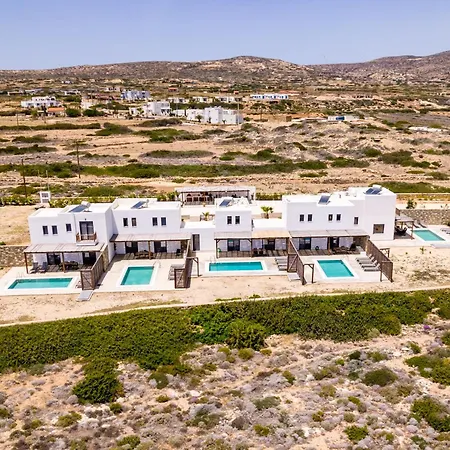 Cato Agro 4, Seafront With Private Pool Vila