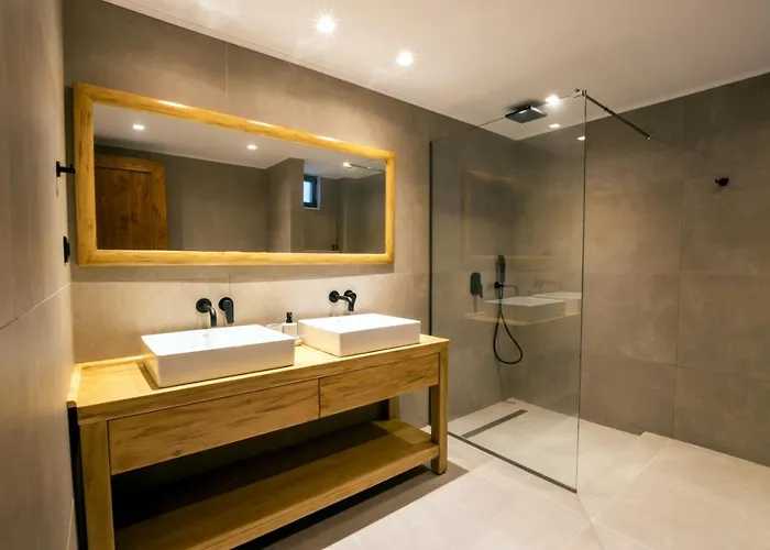 Cato Agro 4, Seafront With Private Pool Villa *