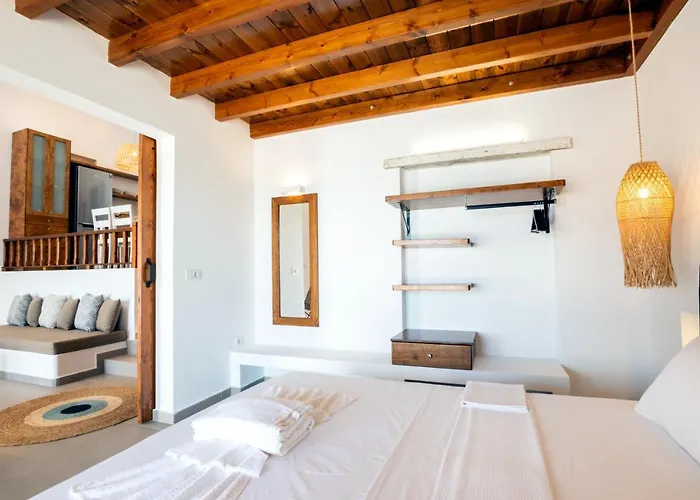 Villa Cato Agro 4, Seafront With Private Pool *