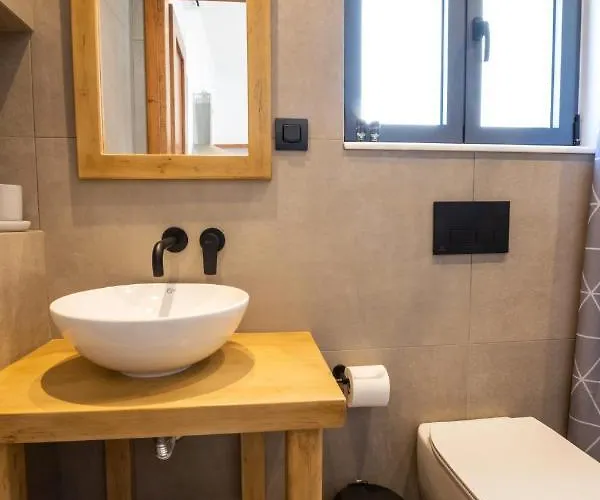 Cato Agro 4, Seafront With Private Pool Villa Afiártisz