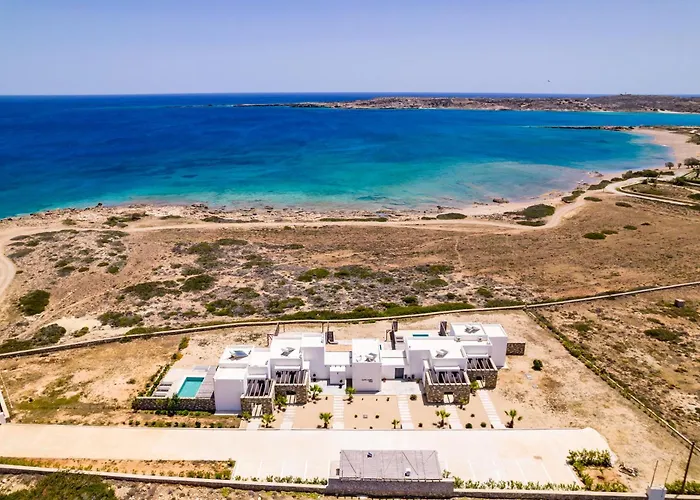Cato Agro 4, Seafront With Private Pool